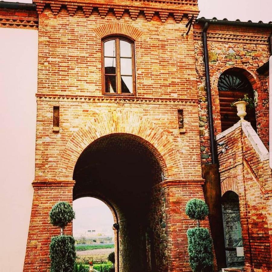 B&B Castello La Pia Dama Residence Guazzino ภายนอก รูปภาพ