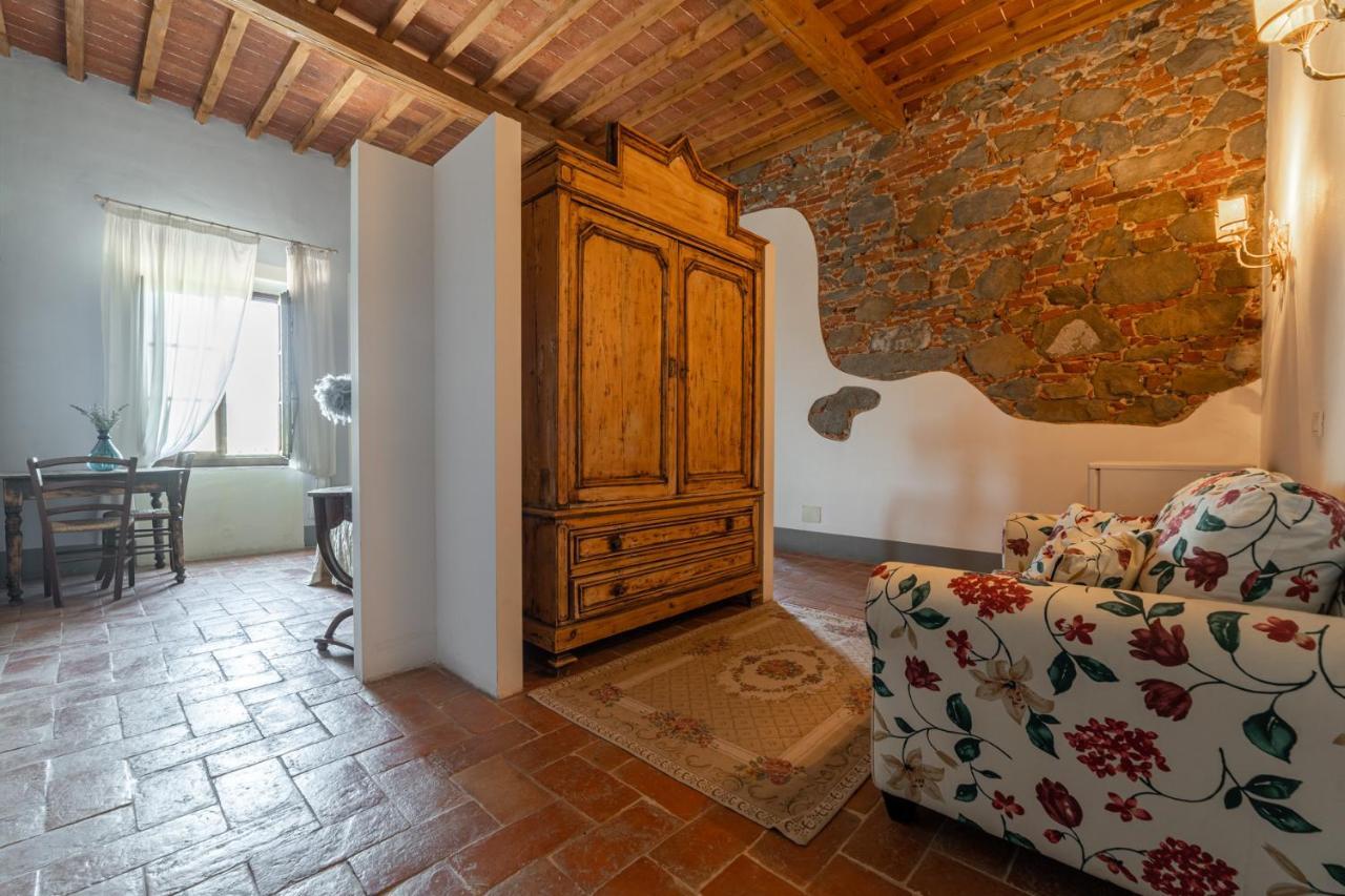 B&B Castello La Pia Dama Residence Guazzino ภายนอก รูปภาพ