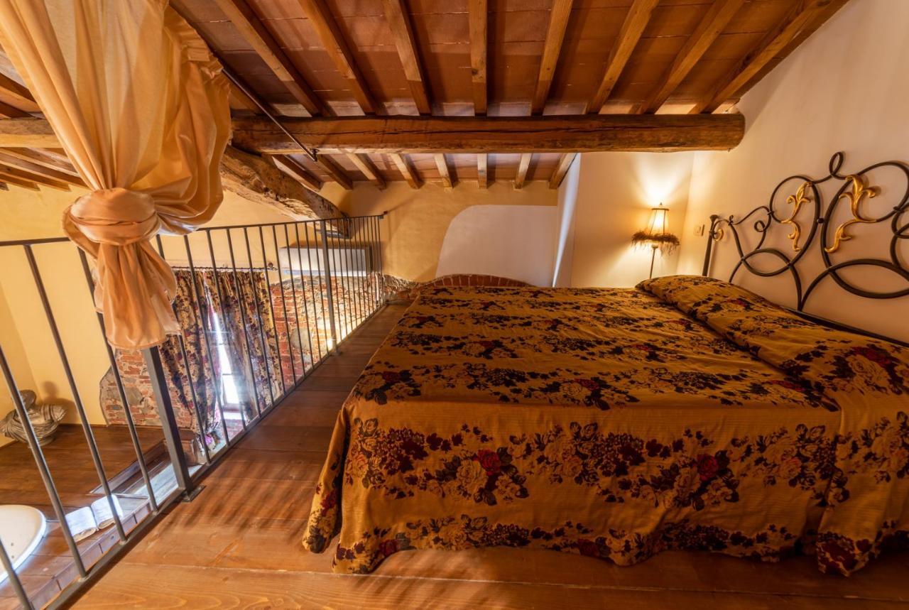 B&B Castello La Pia Dama Residence Guazzino ภายนอก รูปภาพ