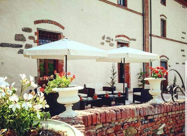 B&B Castello La Pia Dama Residence Guazzino ภายนอก รูปภาพ